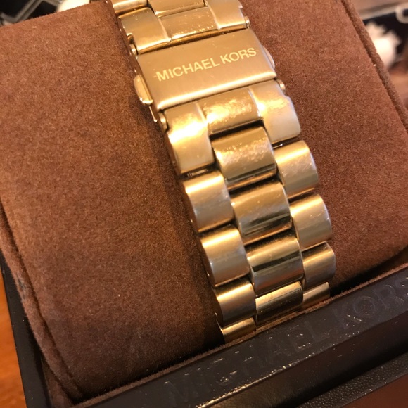 Michael Kors Pearl Faced Watch main image 4